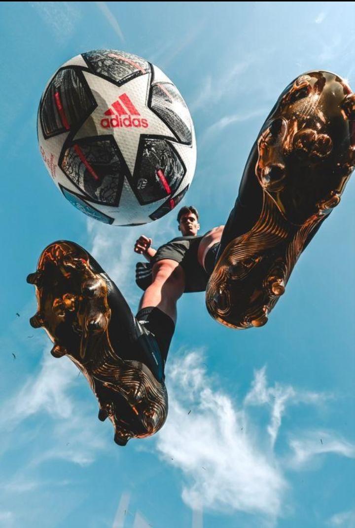 SOCCER BALL